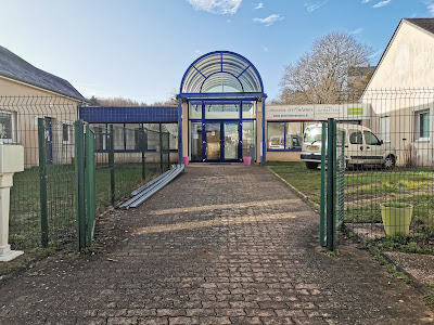 Les Fontaines Abbé Pierre Marlé à Vernon