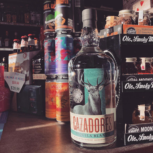 Liquor Store «Metro Spirits», reviews and photos, 170 E Main St, Middletown, CT 06457, USA