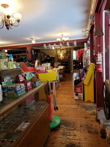 Grocery Store «Shawnee General Store», reviews and photos, 542 River Rd, Smithfield Township, PA 18356, USA