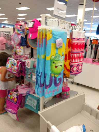 Department Store «Marshalls & HomeGoods», reviews and photos, 731 Centerview Blvd, Kissimmee, FL 34741, USA