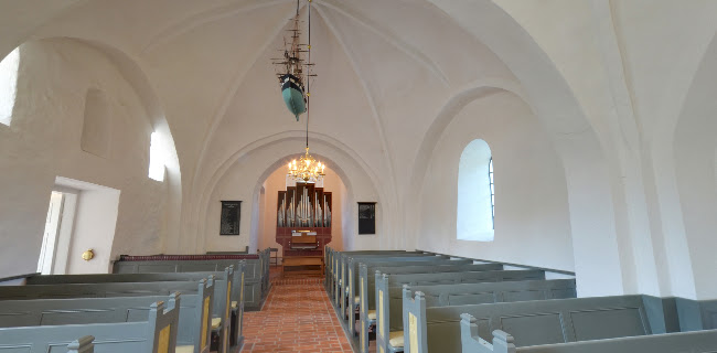 Åbningstider for Hostrup Kirke