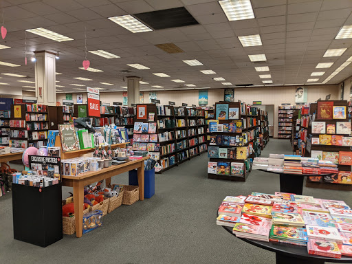 Book Store «Barnes & Noble», reviews and photos, 1091 El Camino Real, Redwood City, CA 94063, USA