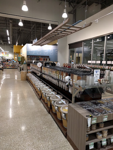 Grocery Store «Harvest Market», reviews and photos, 2029 S Neil St, Champaign, IL 61820, USA