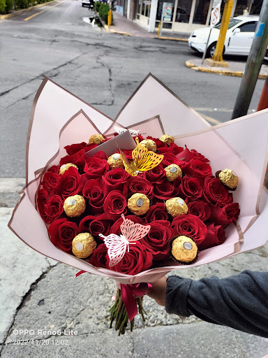 Floreria Flor De Liz florería en  en la zona Zona Centro