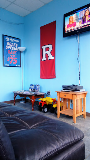 Transmission Shop «AAMCO Transmissions & Total Car Care», reviews and photos, 605 E Main St, Bridgewater, NJ 08807, USA