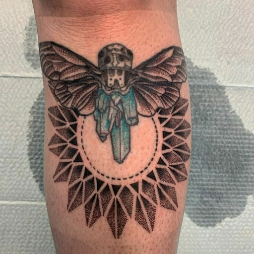 Tattoo Shop «Illuminati Tattoo Parlor», reviews and photos, 10214 SE Mill Plain Blvd Suite B, Vancouver, WA 98664, USA