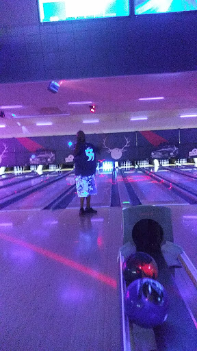 Bowling Alley «Brunswick Zone Perry Hall Lanes», reviews and photos, 4359 Ebenezer Rd, Baltimore, MD 21236, USA