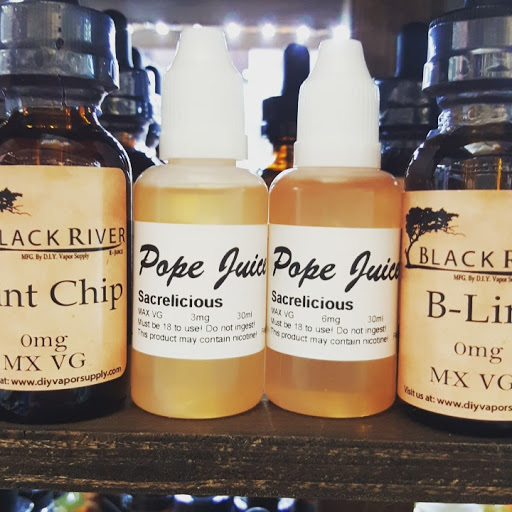 Party Store «Express Tobacco Vapor & Liqour Outlet», reviews and photos, 704 S Lapeer Rd, Lake Orion, MI 48362, USA