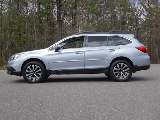 Used Car Dealer «Auto Mart Truck & Car Sales», reviews and photos, 53 S Main St, Derry, NH 03038, USA