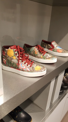 Boutique «Gucci Outlet», reviews and photos, 50 Hartz Way, Secaucus, NJ 07094, USA