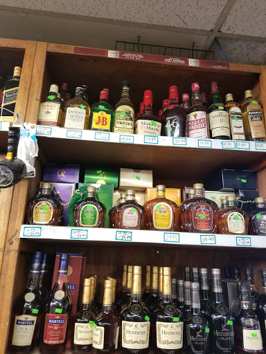 Liquor Store «Metro Convenience Liquor», reviews and photos, 7515 W Indian School Rd, Phoenix, AZ 85033, USA