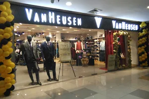 Van Heusen - Z Square image