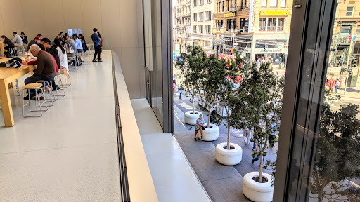 Computer Store «Apple Union Square», reviews and photos, 300 Post St, San Francisco, CA 94108, USA