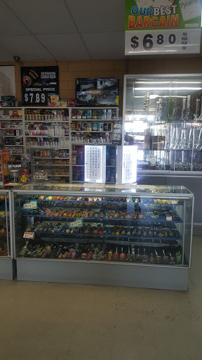 Tobacco Shop «One Love Smoke Shop», reviews and photos, 7010 Trask Ave, Westminster, CA 92683, USA
