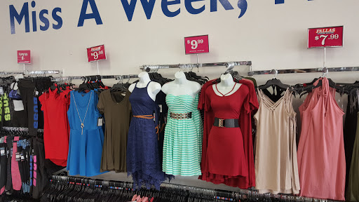 Discount Store «Factory 2-U (Fallas Discount Stores)», reviews and photos, 3600 Gus Thomasson Rd #175, Mesquite, TX 75150, USA