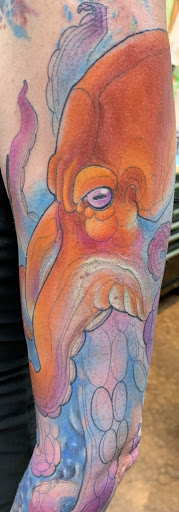 Tattoo Shop «A Thin Line Tattoo», reviews and photos, 9 E Wilson St, Batavia, IL 60510, USA