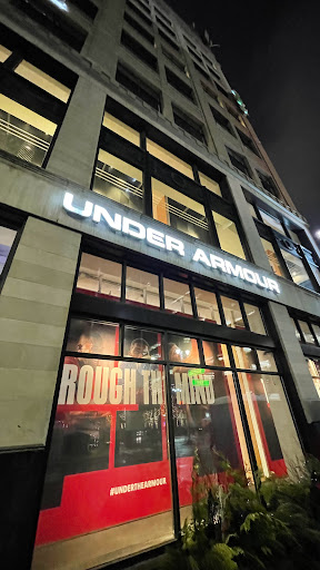 Under Armour Brand House, 1201 Woodward Ave, Detroit, MI 48226, USA, 