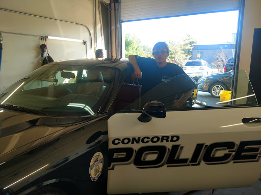 Auto Salon en Concord
