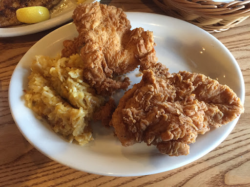 American Restaurant «Cracker Barrel Old Country Store», reviews and photos, 9700 N by NE Blvd, Fishers, IN 46037, USA