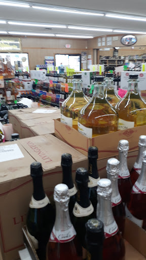 Liquor Store «Oakwood Package & Bottle Shop», reviews and photos, 3469 Mundy Mill Rd, Flowery Branch, GA 30542, USA