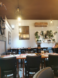 Atmosphère du Restaurant Le Grand Bistrot Barentin à Pissy-Pôville - n°8