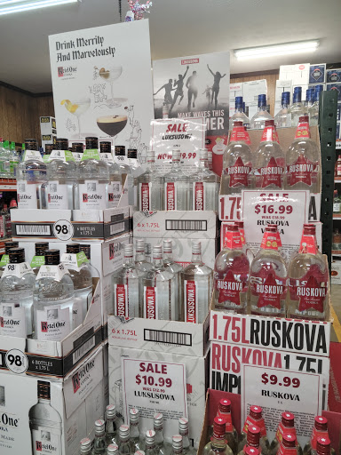 Liquor Store «Suwanee Package Store», reviews and photos, 3063 Lawrenceville-Suwanee Rd, Suwanee, GA 30024, USA