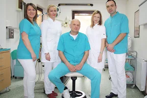HIPOKRAT - stomatološka ordinacija - dr Milan Vukotić image