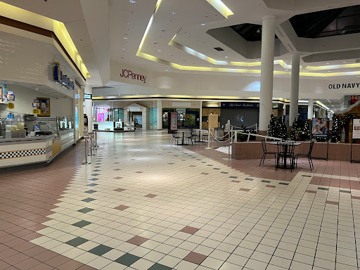 Shopping Mall «Wilton Mall», reviews and photos, 3065 NY-50, Saratoga Springs, NY 12866, USA