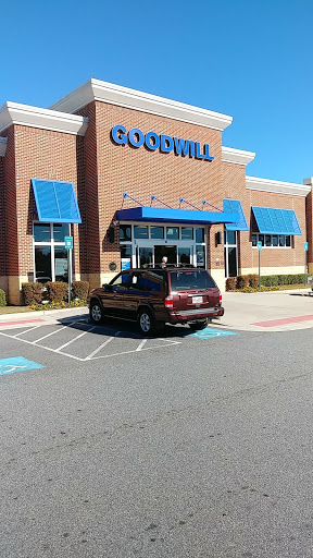 Thrift Store «Goodwill of North Georgia: Grasslands Store and Donation Center», reviews and photos, 375 McFarland Pkwy, Alpharetta, GA 30004, USA