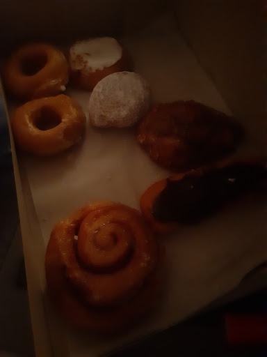 Donut Shop «Buckeye Donuts», reviews and photos, 1998 N High St, Columbus, OH 43201, USA