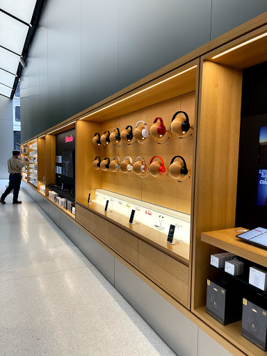 Computer Store «Apple Union Square», reviews and photos, 300 Post St, San Francisco, CA 94108, USA