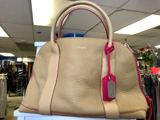 Stores and Shopping «Frugalista», reviews and photos, 3069 Mt Pleasant St NW, Washington, DC 20009, USA