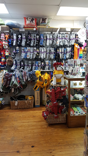 Pet Supply Store «Bark Harbor», reviews and photos, 150 Main St # 3, Bar Harbor, ME 04609, USA