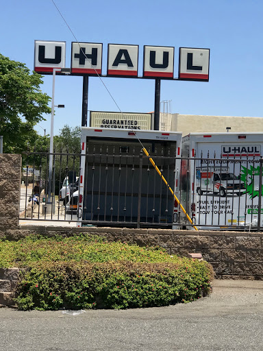 U-Haul Moving & Storage of Canyon Country image