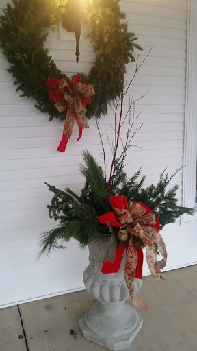 Florist «Flower Basket», reviews and photos, 302 N Lake St, Aurora, IL 60506, USA