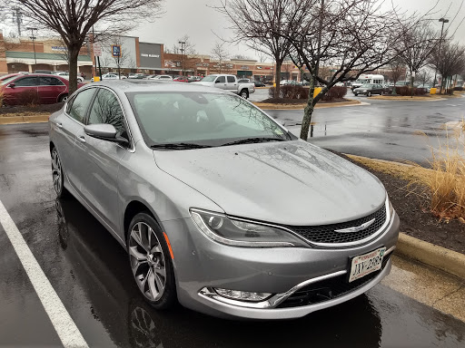 Chrysler Dealer «Dulles Motorcars», reviews and photos, 107 Catoctin Cir SE, Leesburg, VA 20175, USA