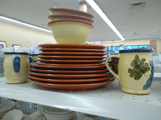 Thrift Store «Savers», reviews and photos, 99 Federal Rd, Brookfield, CT 06804, USA