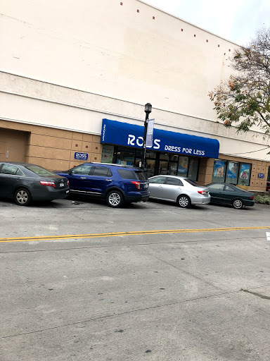 Clothing Store «Ross Dress for Less», reviews and photos, 349 N San Fernando Blvd, Burbank, CA 91502, USA