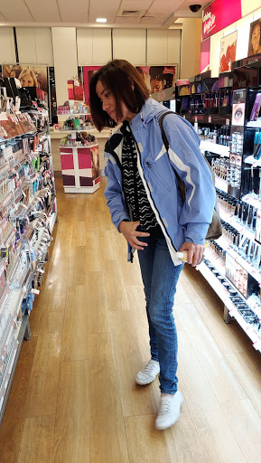 Hair Salon «Ulta Beauty», reviews and photos, 3350 W Friendly Ave, Greensboro, NC 27410, USA