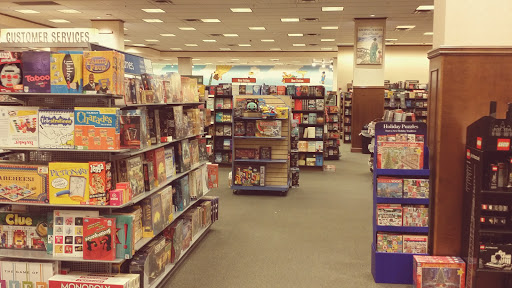 Book Store «Barnes & Noble Booksellers Ingram Festival», reviews and photos, 6065 NW Loop 410 #185, San Antonio, TX 78238, USA