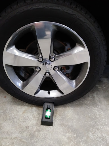 Car Wash «Hampton Auto Wash», reviews and photos, 296 W Montauk Hwy, Hampton Bays, NY 11946, USA