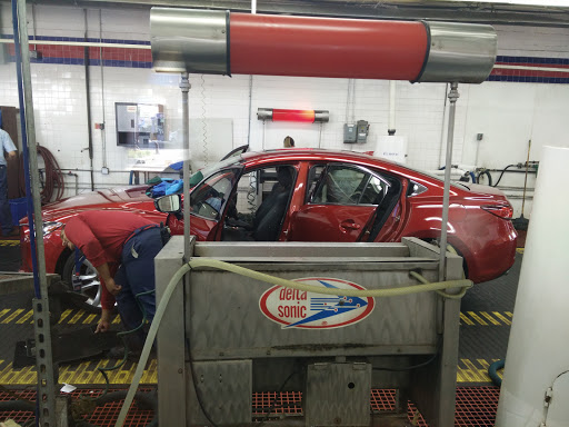 Gas Station «Delta Sonic Car Wash», reviews and photos, 1415 Ogden Ave, Downers Grove, IL 60515, USA