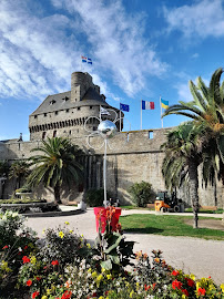 Jardin du Café Café de l'Abbaye à Bon Repos sur Blavet - n°10