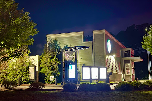 Coffee Shop «Starbucks», reviews and photos, 14 Fenn Rd, Newington, CT 06111, USA