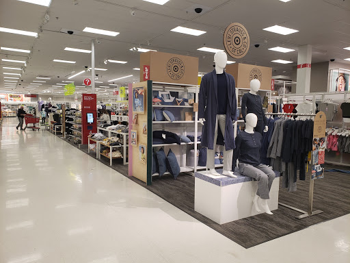 Department Store «Target», reviews and photos, 1149 Sunrise Hwy, Copiague, NY 11726, USA