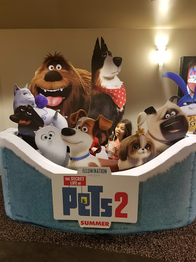 Shopping Mall «Woodlands Square», reviews and photos, 3150 Tampa Rd, Oldsmar, FL 34677, USA