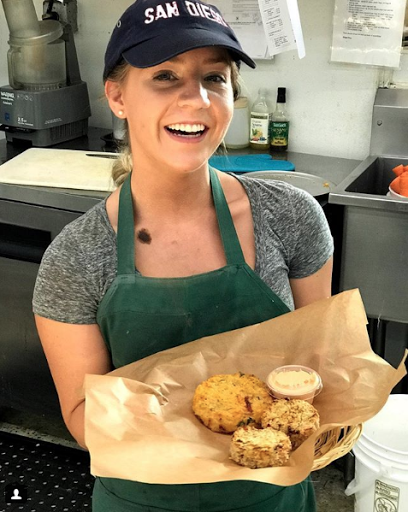 Grocery Store «Harvest Fresh Grocery & Deli», reviews and photos, 251 NE 3rd St, McMinnville, OR 97128, USA