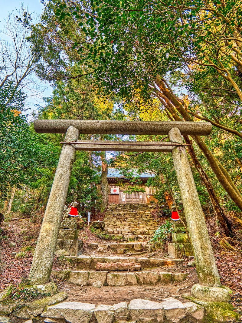 峯神社(大麻比古神社奥宮)