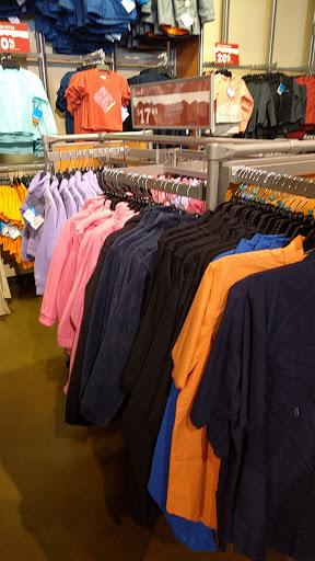 Sportswear Store «Columbia Sportswear Outlet Store at Outlets at Anthem», reviews and photos, 4250 W Anthem Way, Phoenix, AZ 85086, USA