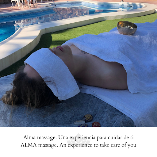 Alma Ibiza Massage | Lydia Madero | Masajista Profesional Y Terapeuta